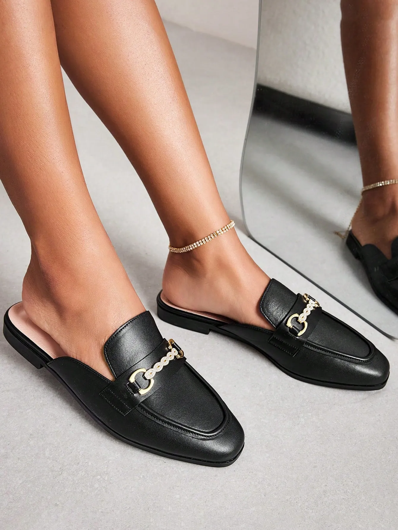 CUCCOO BIZCHIC Woman Shoes Fashionable Black Mule Flat Shoes For Spring And Summer Vacation Shoes Summer Sale Elegant Flats