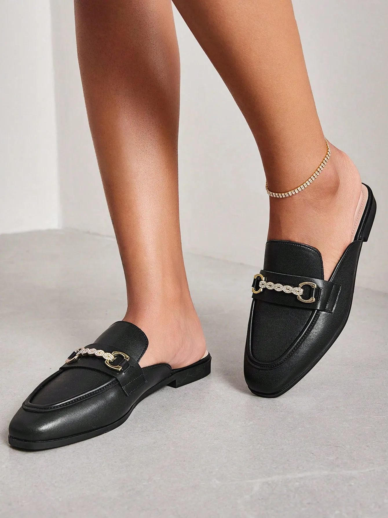 CUCCOO BIZCHIC Woman Shoes Fashionable Black Mule Flat Shoes For Spring And Summer Vacation Shoes Summer Sale Elegant Flats