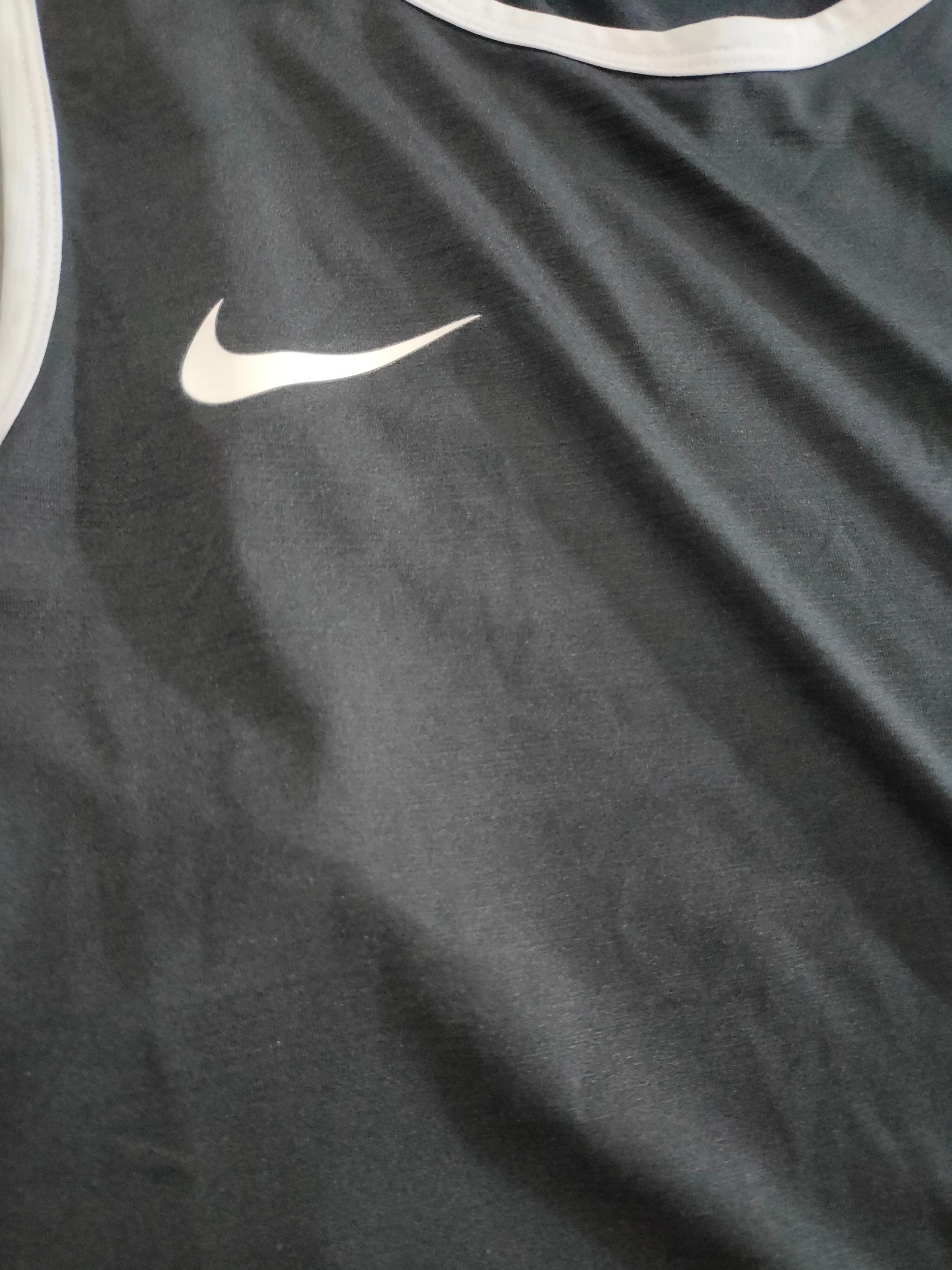 Nike - Basketball Vest    