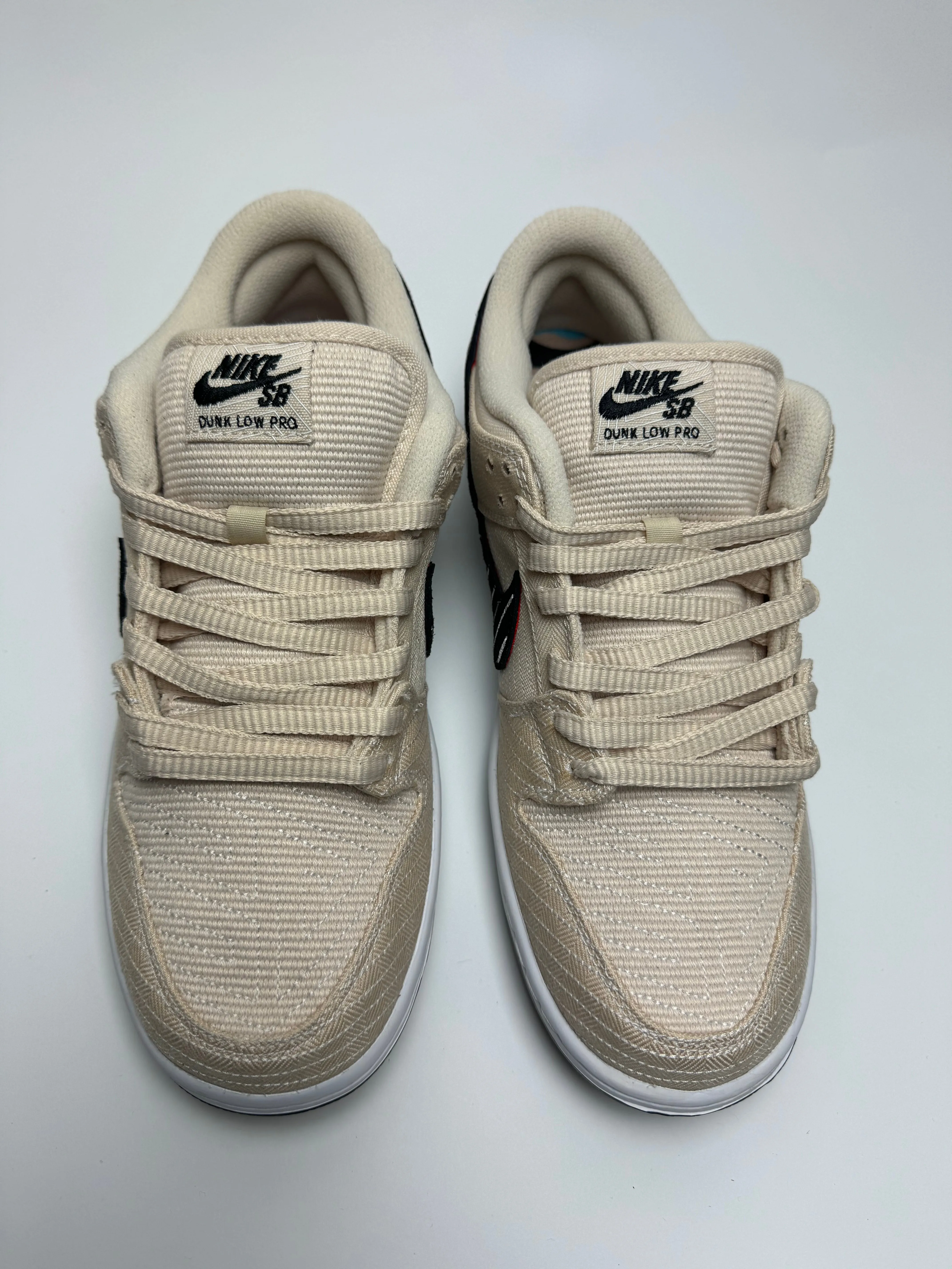 Nike SB Dunk Low "Albino & Preto"