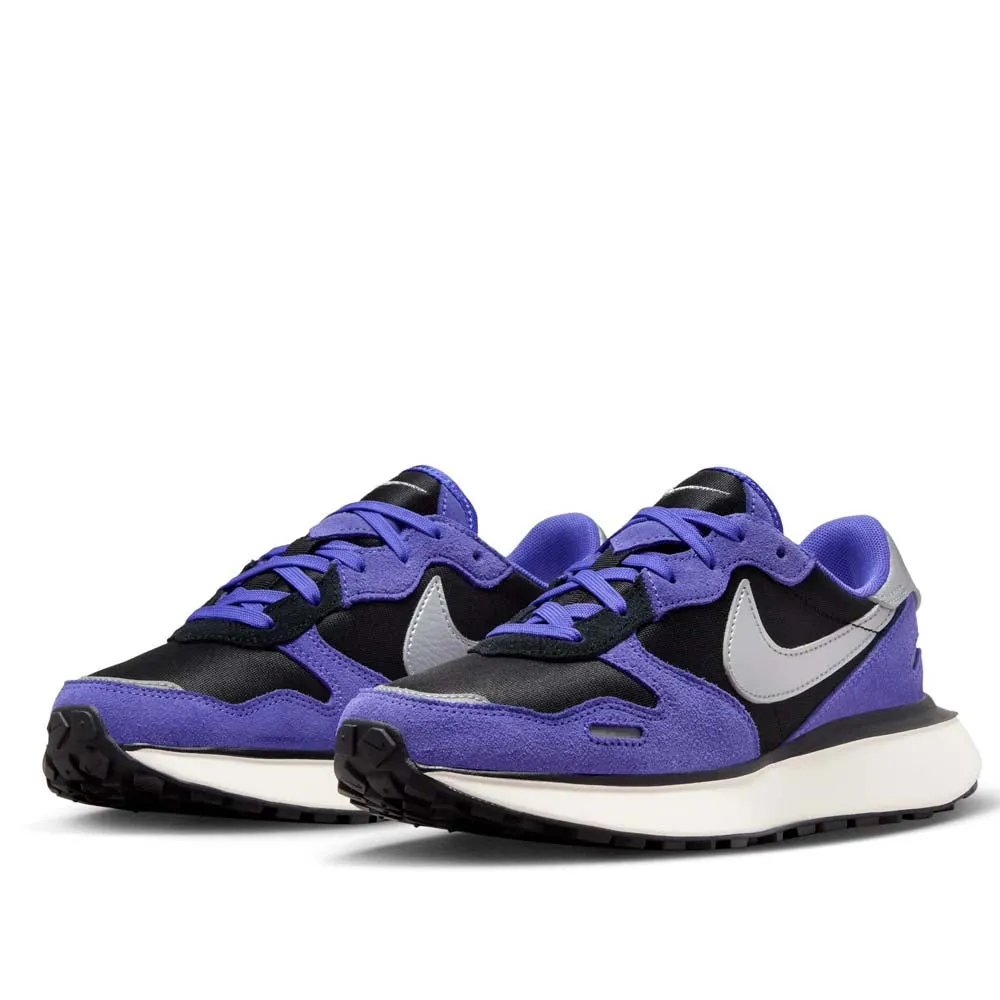 Nike Women's Phoenix Waffle Shoes